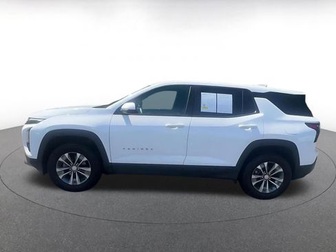 Used 2025 Chevrolet Equinox LT image 9