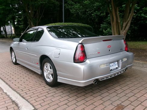 Used 2001 Chevrolet Monte Carlo SS w/ High Sport Appearance Pkg FWD image 6