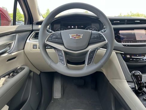 New 2026 Cadillac XT5 Premium Luxury image 14