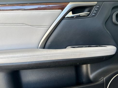 Used 2018 Lexus RX 350 AWD w/ Premium Package image 12