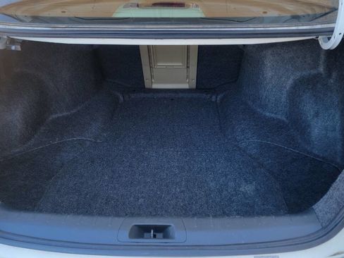 Used 2010 Honda Accord LX-P image 9