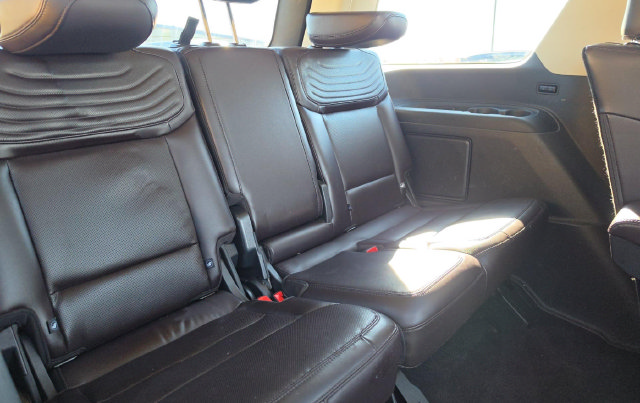 Used 2025 Ford Expedition Platinum w/ Platinum Ultimate Package AWD/4WD image 10