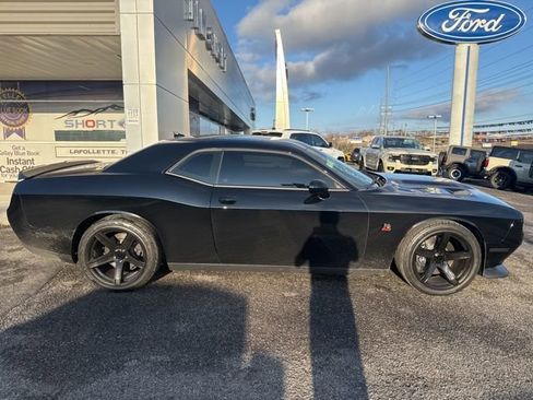 Used 2023 Dodge Challenger R/T Scat Pack image 9