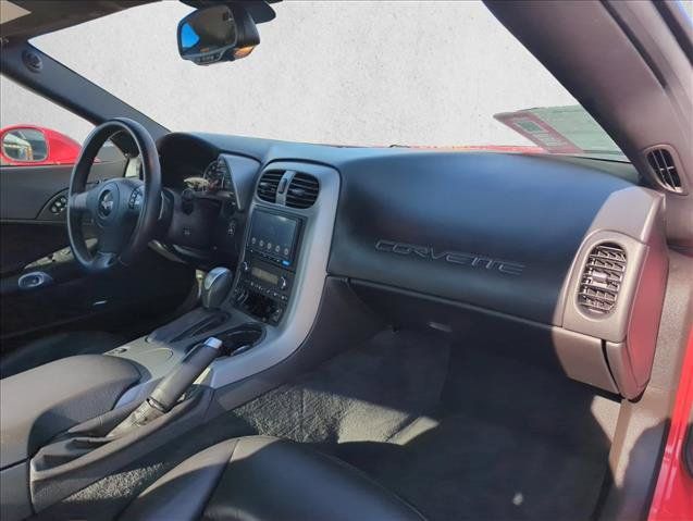 Used 2007 Chevrolet Corvette Coupe w/ Preferred Equipment Group RWD image 26