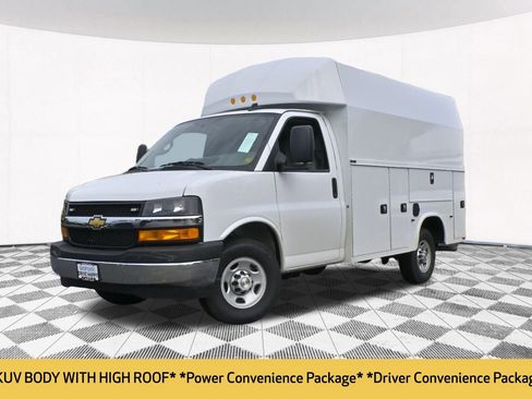 New 2025 Chevrolet Express 3500 w/ Power Convenience Package RWD image 2