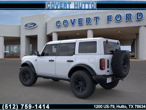 New 2026 Ford Bronco Badlands image 4