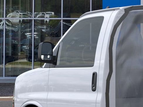 New 2025 Chevrolet Express 3500 Work Van w/ Power Convenience Package image 12