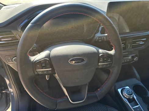 Used 2024 Ford Escape ST-Line w/ Equipment Group 301A image 10