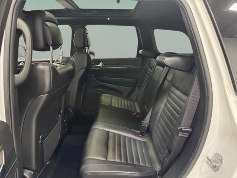 Used 2020 Jeep Grand Cherokee Limited X image 9