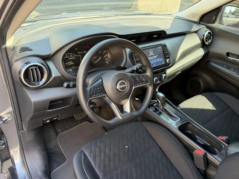 Used 2023 Nissan Kicks SV FWD image 23