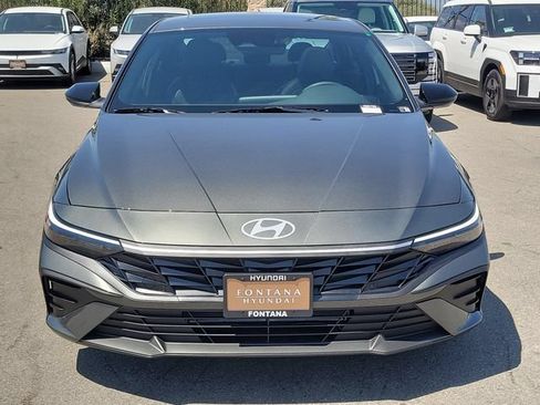 New 2026 Hyundai Elantra SEL Sport FWD image 30