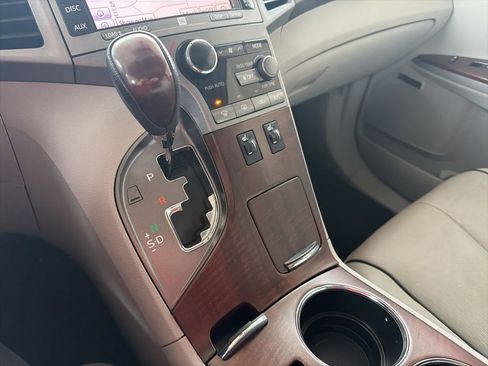 Used 2009 Toyota Venza image 33