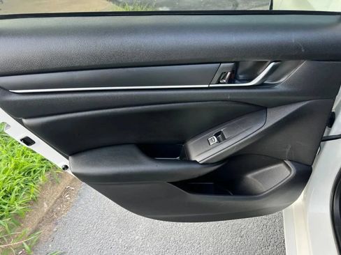 Used 2019 Honda Accord Sport image 24