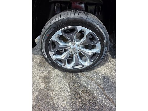Used 2019 RAM 1500 Limited AWD/4WD image 13