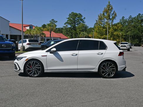 Used 2022 Volkswagen GTI Autobahn FWD image 2