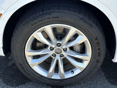 Used 2017 Audi Q7 3.0T Premium image 30