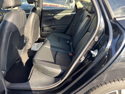 Used 2018 Honda Civic EX-L image 8