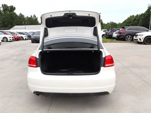 Used 2015 Volkswagen Passat TDI SE FWD image 34