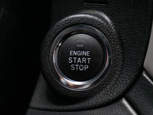 Used 2024 Subaru Outback Premium AWD/4WD image 30