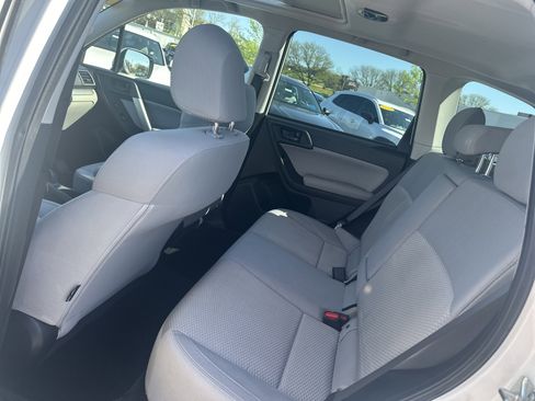 Used 2018 Subaru Forester 2.5i Premium AWD/4WD image 25