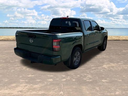 Used 2025 Nissan Frontier SV w/ SV Convenience Package RWD image 11