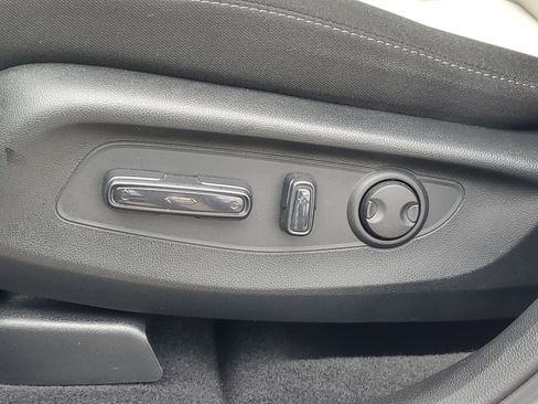 Certified 2024 Honda CR-V EX image 11