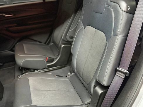 Used 2023 Jeep Grand Cherokee L Laredo w/ Luxury Tech Group I RWD image 6