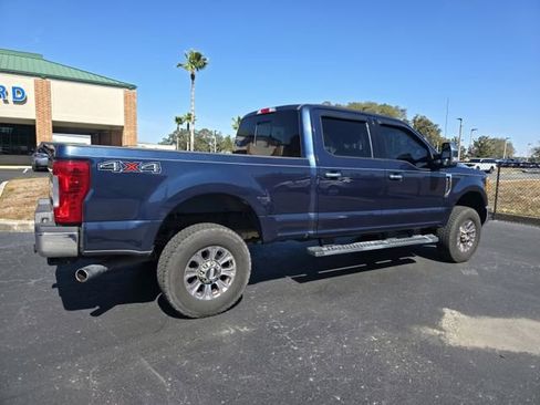 Used 2017 Ford F250 XLT w/ XLT Premium Package image 5