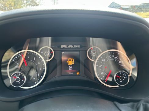 New 2026 RAM 2500 Big Horn AWD/4WD image 14
