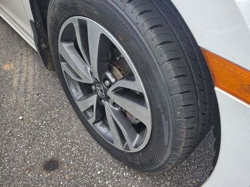Used 2021 Honda Odyssey Touring image 4