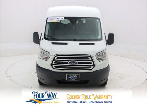 Used 2017 Ford Transit 350 XLT image 9