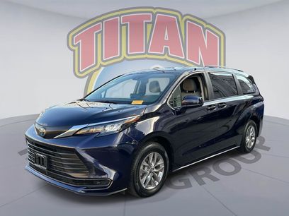 Used 2024 Toyota Sienna LE