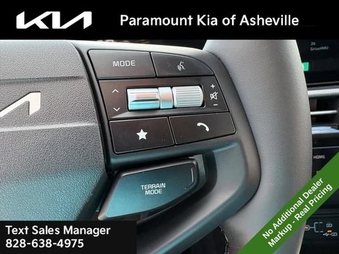 New 2026 Kia Sportage LX w/ LX Convenience Package AWD/4WD image 12