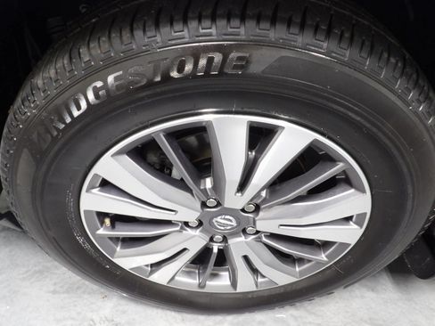 Used 2020 Nissan Pathfinder S FWD image 26