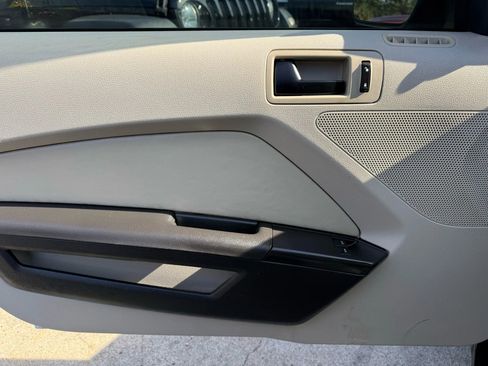 Used 2011 Ford Mustang Coupe w/ Security Pkg image 17