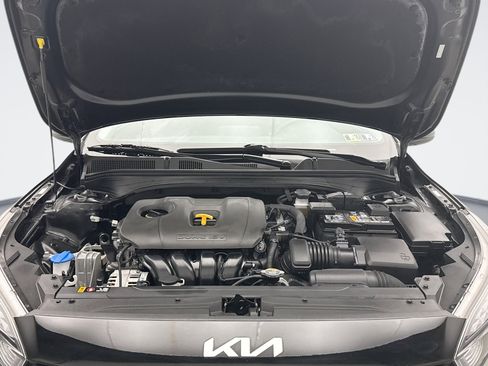 Used 2023 Kia Forte LXS image 22