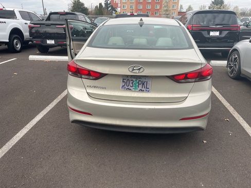 Used 2017 Hyundai Elantra Value Edition w/ Cargo Package image 4