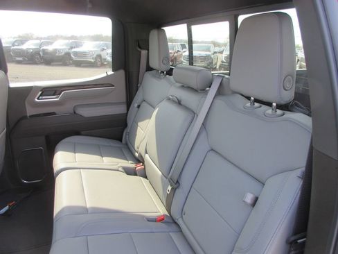 New 2026 GMC Sierra 1500 SLT w/ SLT Premium Plus Package image 13
