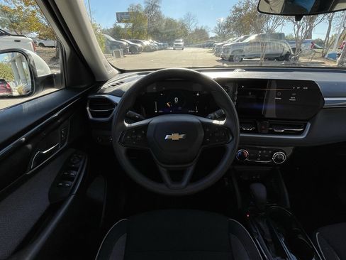 Certified 2025 Chevrolet TrailBlazer LT image 11