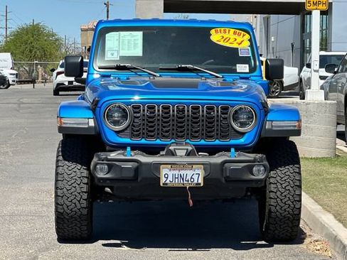 Used 2024 Jeep Wrangler Unlimited Rubicon 4xe AWD/4WD image 8