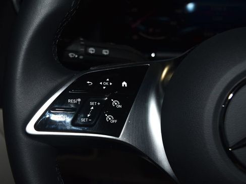 Certified 2025 Mercedes-Benz GLA 250 4MATIC image 9