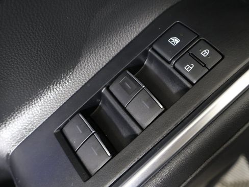 Used 2020 Toyota Highlander Limited image 38