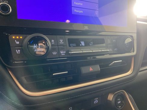 Used 2026 Toyota Grand Highlander AWD Hybrid image 18