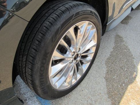 Used 2024 Ford Edge Titanium w/ Titanium Elite Package AWD/4WD image 38