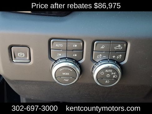 New 2026 GMC Sierra 3500 Denali w/ Denali Reserve Package AWD/4WD image 21