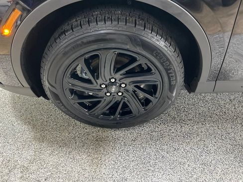 Certified 2025 Lincoln Corsair FWD image 29