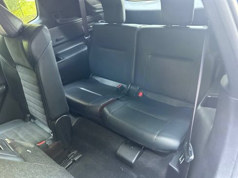 Used 2024 Mitsubishi Outlander SE FWD image 27