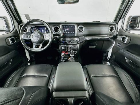 Used 2023 Jeep Wrangler Unlimited Rubicon 4xe w/ Cold Weather Group AWD/4WD image 30