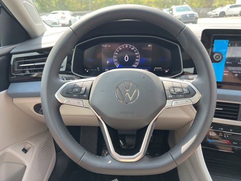 New 2025 Volkswagen Jetta SE image 15