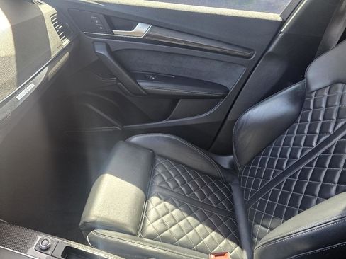 Used 2018 Audi SQ5 Premium Plus w/ Navigation Package image 19